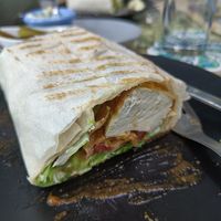 Tofu zinger with garlic mayo and homemade pickles at Bayt Sara in Amman