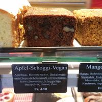 Cakes at BACKbAR in Zurich