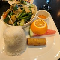 Vegetable delight with tofu at Thotsakan in San Diego