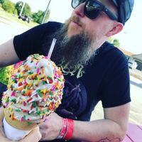 Peanut butter soft serve 😱 at Cindy's Drive In in Granby
