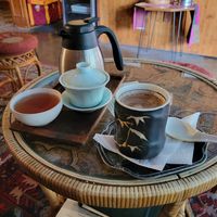 Oolong and masala chai at Dobra Tea in Burlington