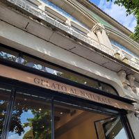 Outside view at Amorino - Carmelitas in Porto