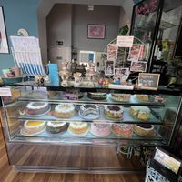 ALLE Torten sind vegan!! 😻  at Doppeltsolecker in Dortmund