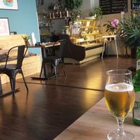 Counter with tempting cakes at Doppeltsolecker in Dortmund