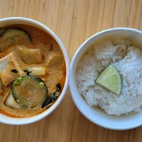 Red coconut curry at Foo in Victoria