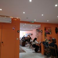 Inside at Vegateau - Vegan Coffeebar and Bakery in Antwerpen