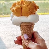 veganes mango & zitroneneis  at Grandma's Hipster Kiosk 99 in Hartberg