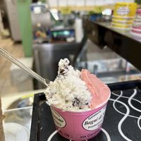 Stracciatella and strawberry   at Bagni Di Nerone in Pisa