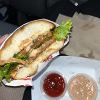 I usually don’t eat the last bite but I ate it all 🤌🤌  at Monty's Good Burger - Echo Park in Los Angeles