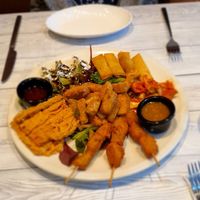 Starter sharing platter at Puti Vegan Cafe in Glasgow