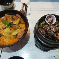 Laska and bimbimbap at Puti Vegan Cafe in Glasgow