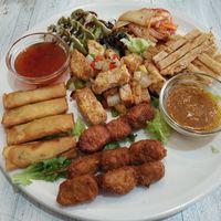 Starter platter at Puti Vegan Cafe in Glasgow