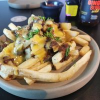 Uff papas con chili y queso at VegCo Restaurante Vegano in Queretaro