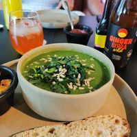 Sopa verde que tengo esperanza sólo falló ese día at VegCo Restaurante Vegano in Queretaro