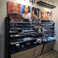 Cruelty free makeup  at MEX - The Body Shop - T1 in Mexico City