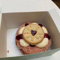 Gordon Jamsay (very sweet!) at Doughnut Time in East London