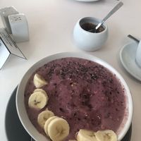 Smoothie bowl at Supernatural in 