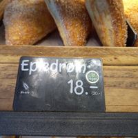 Clearly labeled vegan products at Backstube - Universitetsgata in Oslo