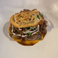 Heura con salsa shitake e lámina de croissant tostado  at Pacífico in Ourense