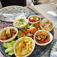 Vegan hapjes at Arabesca in Sevilla