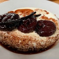 Eingelegte Feigen mit Vanillesoße  at Marres Kitchen in Maastricht