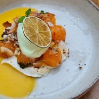 Dessert: ice cream with mango at De Levensboom in Hasselt