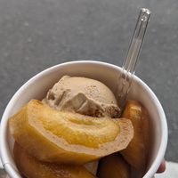 🍦🍠 Ice + Glazed Sweet Potato (700¥ | 4.5$) at Konishi Imo in Kyoto