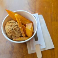 Vegan icecream with sweet potato topping at Konishi Imo in Kyoto