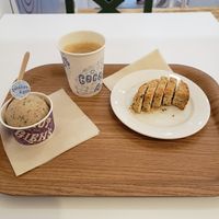 Coffee toffee ice cream, coffee, and tea scone at Coconut Glen's in Tokyo