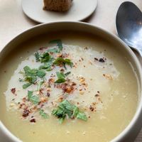 Parsnip, potato and lemon soup  at apeti - Ségur in Paris