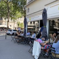 Lovely seating  at apeti - Ségur in Paris