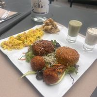 Amazing food and service 🫶🏽🇫🇷😋  at apeti - Ségur in Paris