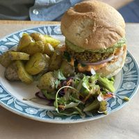 Quinoa burger  at apeti - Ségur in Paris