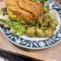 Burger   at apeti - Ségur in Paris