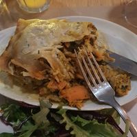 I had a lasagne, and my friend the burger. 
This I guess was better. But both not worth it. at apeti - Ségur in Paris