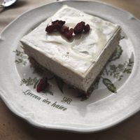 Non cheese cake at apeti - Ségur in Paris