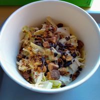 side salad at apeti - Ségur in Paris