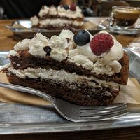 Red Velvet vegano at Delightcious in Terrassa