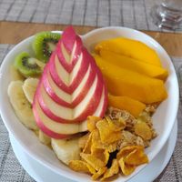 Smoothiebowl (mango - banana - pineapple) at Coconuts in Krabi