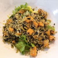 Quinoa salad with pumpkin and black olives  at Plaer Natural in Mallorca