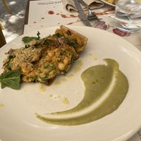 (Vegan) Quiche w/ hummus, hazelnuts, raisins, and spinach  at Plaer Natural in Mallorca