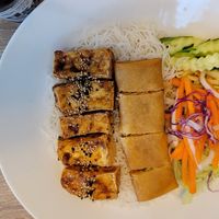 Bún Chay

Bowl Chay

Rice vermicelli with crispy tofu strips coated in sweet and garlicky sauce pickled carrot & daikon, lettuce, and 1 vegetarian spring roll. Served with house m at Pho Kitchen in Vancouver