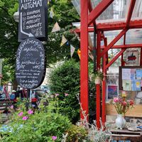  at Törtchenlokal Waldenberger in Rostock