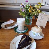 Schoko- u. Apfelkuchen at Törtchenlokal Waldenberger in Rostock