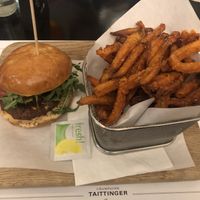 Chicken Burger with beyond meat pattie & sweat potatoe Fries  at Atelier F in Hamburg