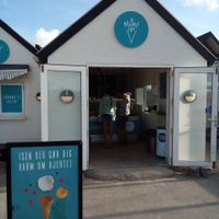 Entrance at Ice Bakers Ishus in Thisted