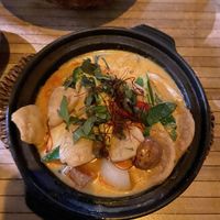 vegan „chicken“ curry with rice and vegetables  at Soy in Munich