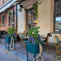 Outdoor seating at Koh Phangan in Uppsala