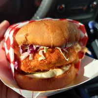 Nashville Chick'n Sandwich 🤤 at VOWburger in Los Angeles