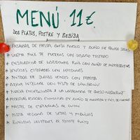 Menú, many vegan dishes and vegetarian dishes that can be made vegan  at La Olla Vegetal in Zaragoza